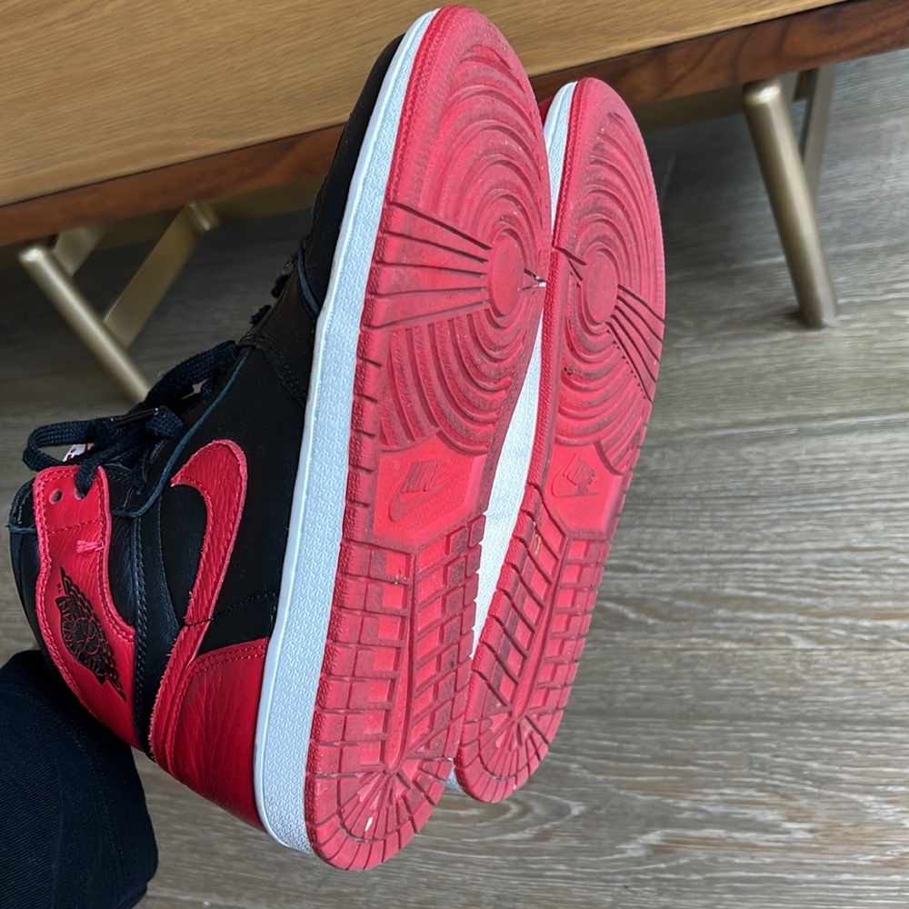 Red & black Jordan’s - Picture 11 of 11